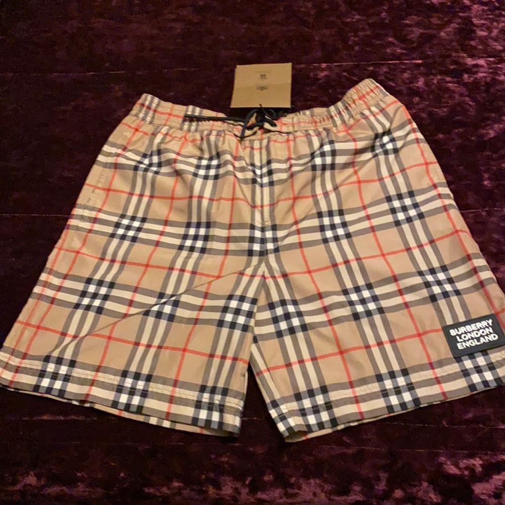 Burberry short